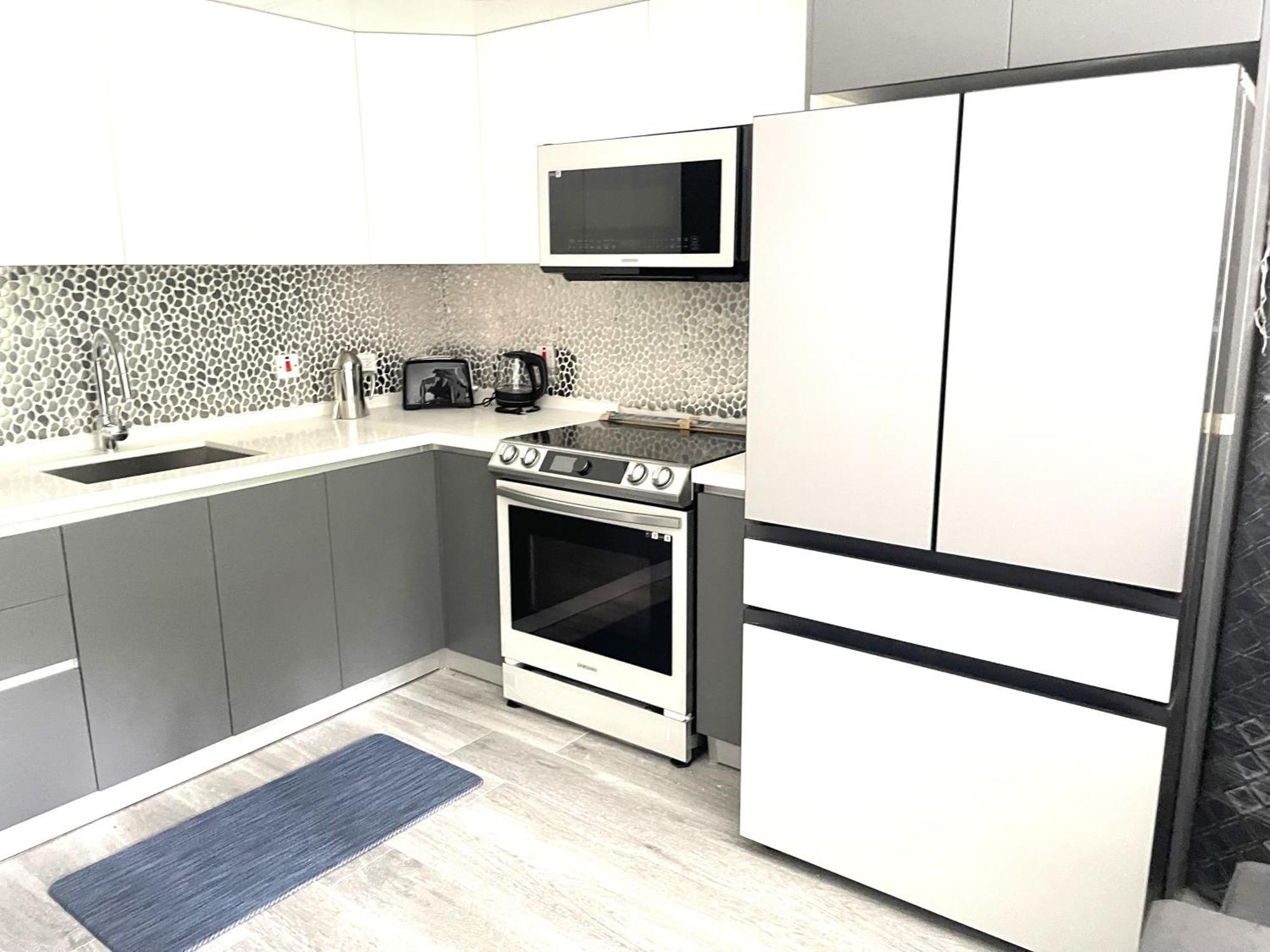 Liguanea -One Bedroom Oasis Near Us Embassy Kingston Buitenkant foto